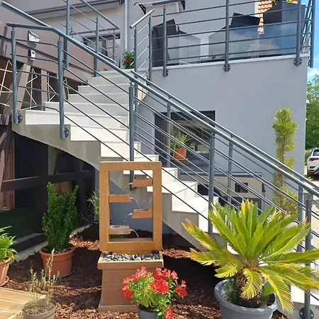 別荘 Kymsourit - Piscine,spa,sauna Sand