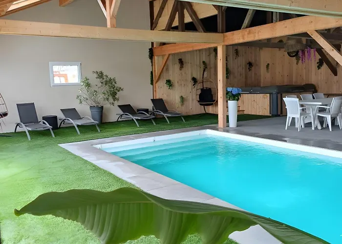 Kymsourit - Piscine Et Sauna Hébergement de vacances